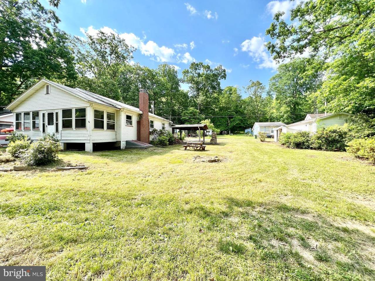 186 Cypher Beach Road - Photo 1