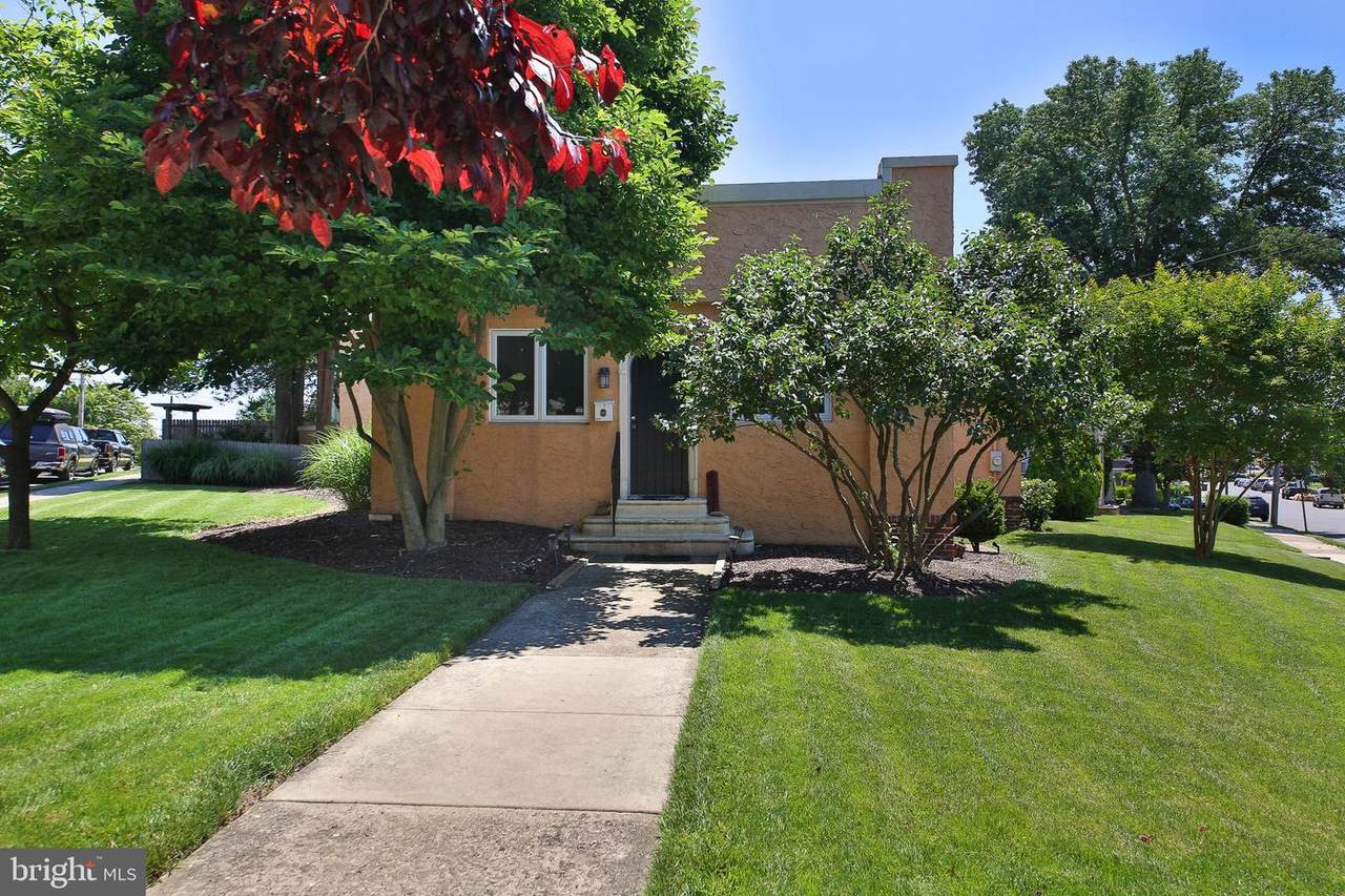 547 Gibson Avenue - Photo 1