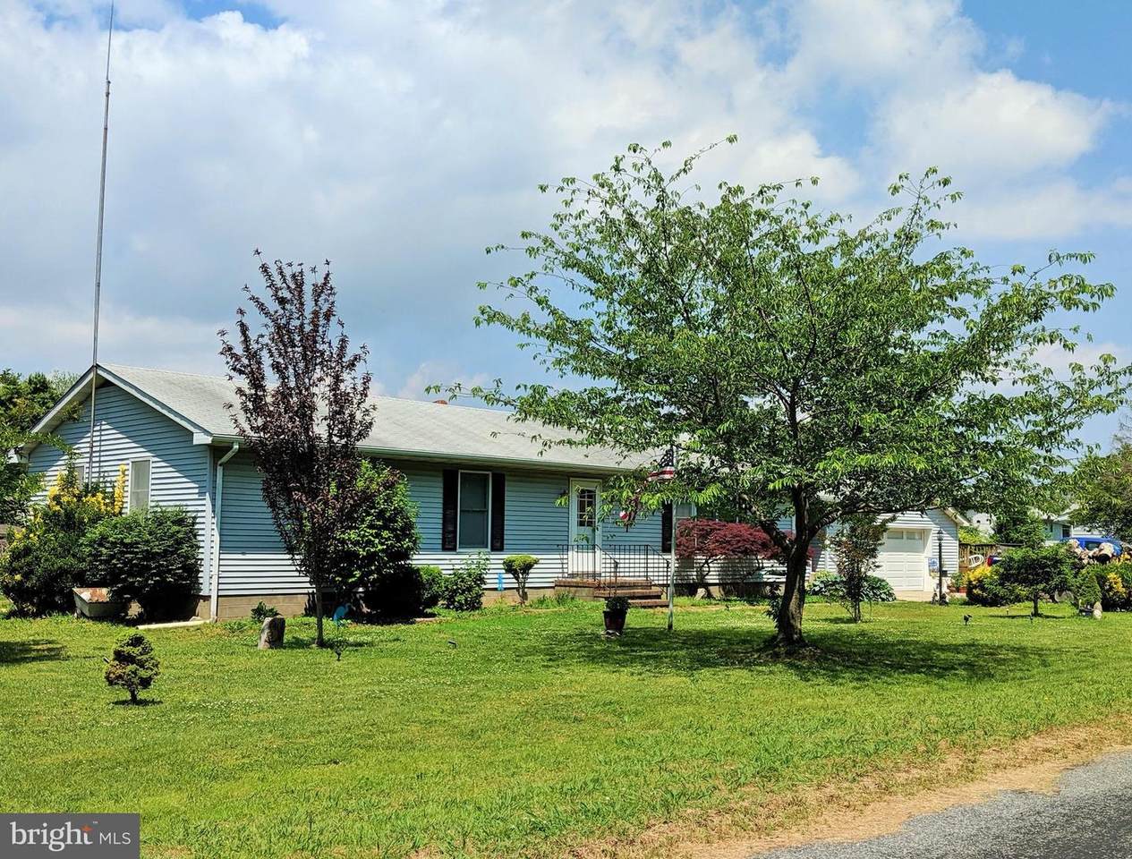 1342 Calvert Road - Photo 1