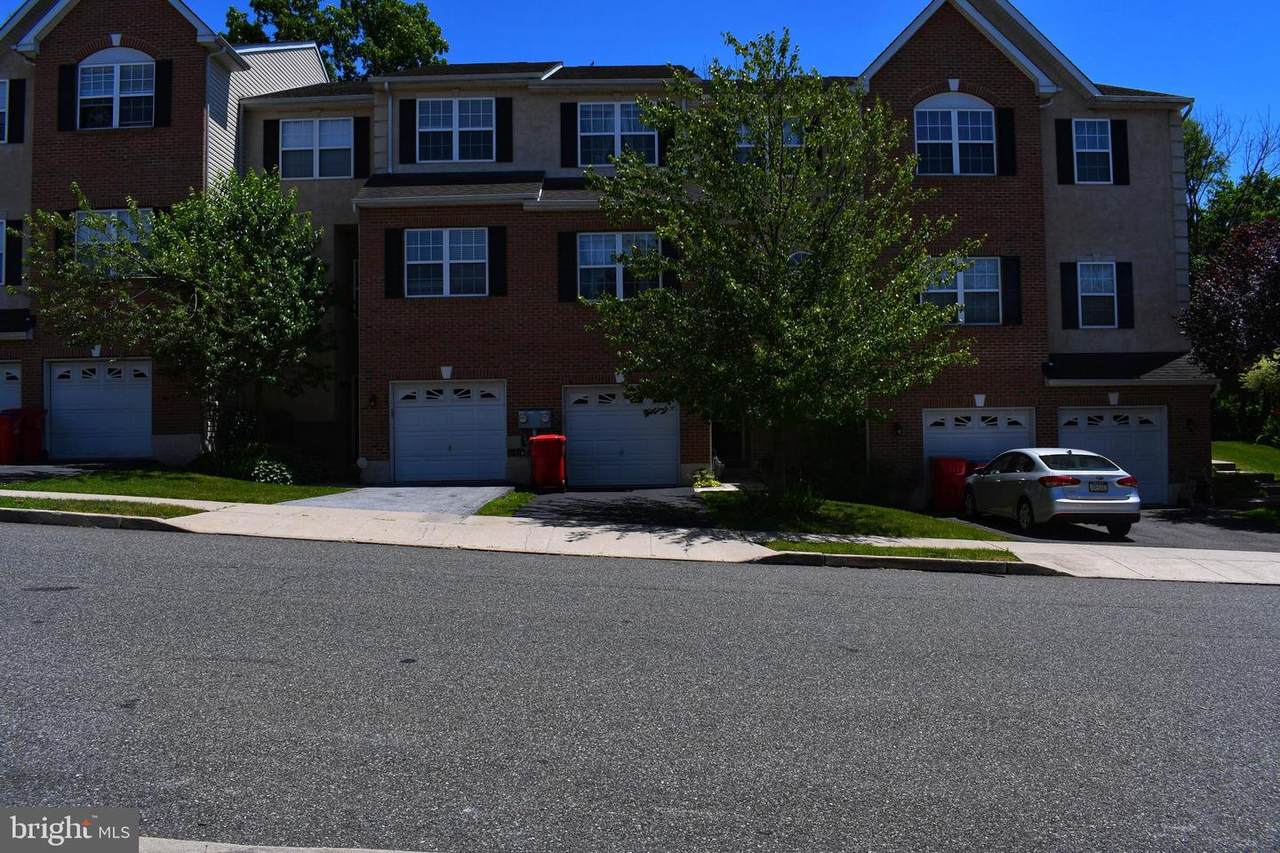 102 Stone Hill Drive - Photo 1