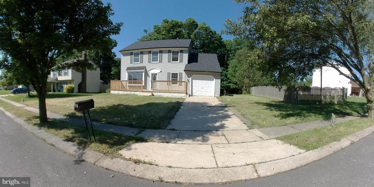 33 Covington Drive - Photo 1