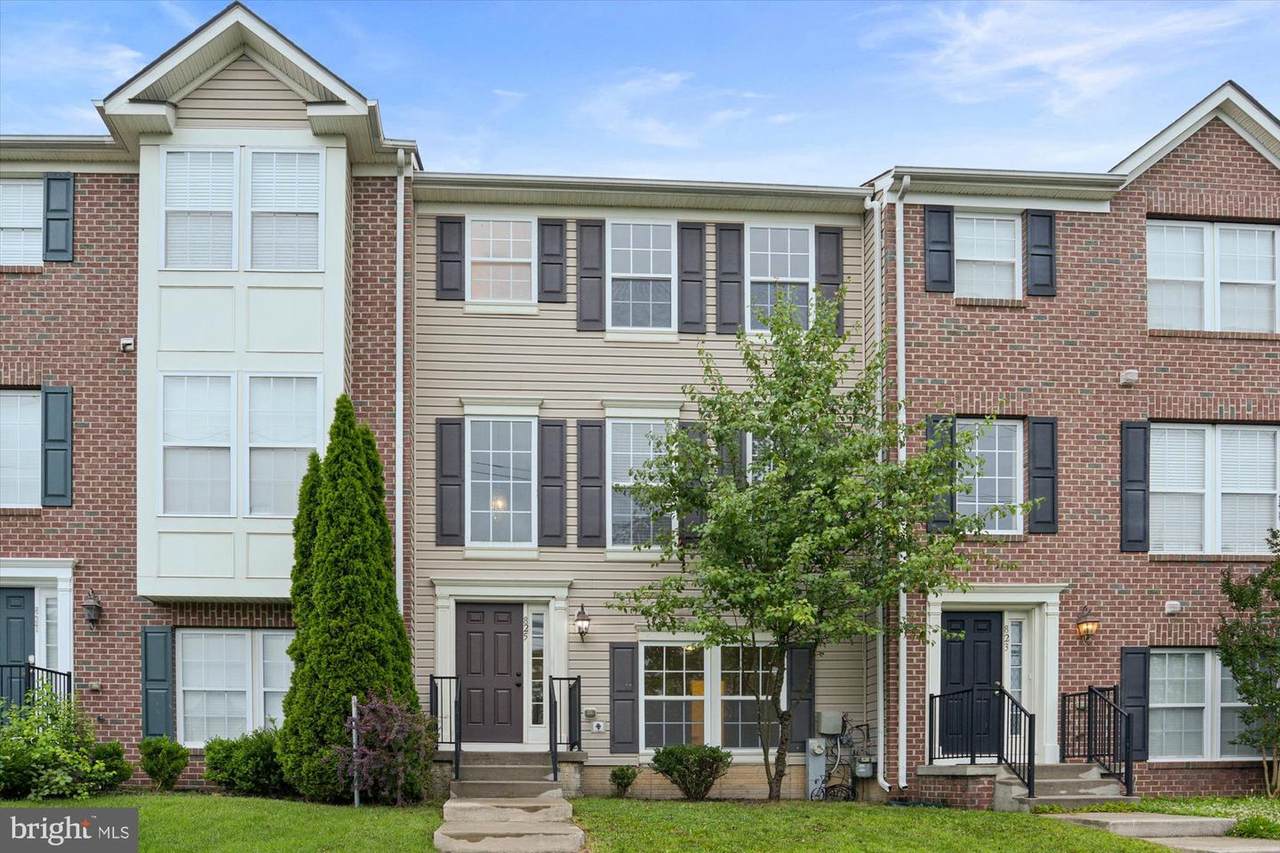 825 Middle River Road - Photo 1
