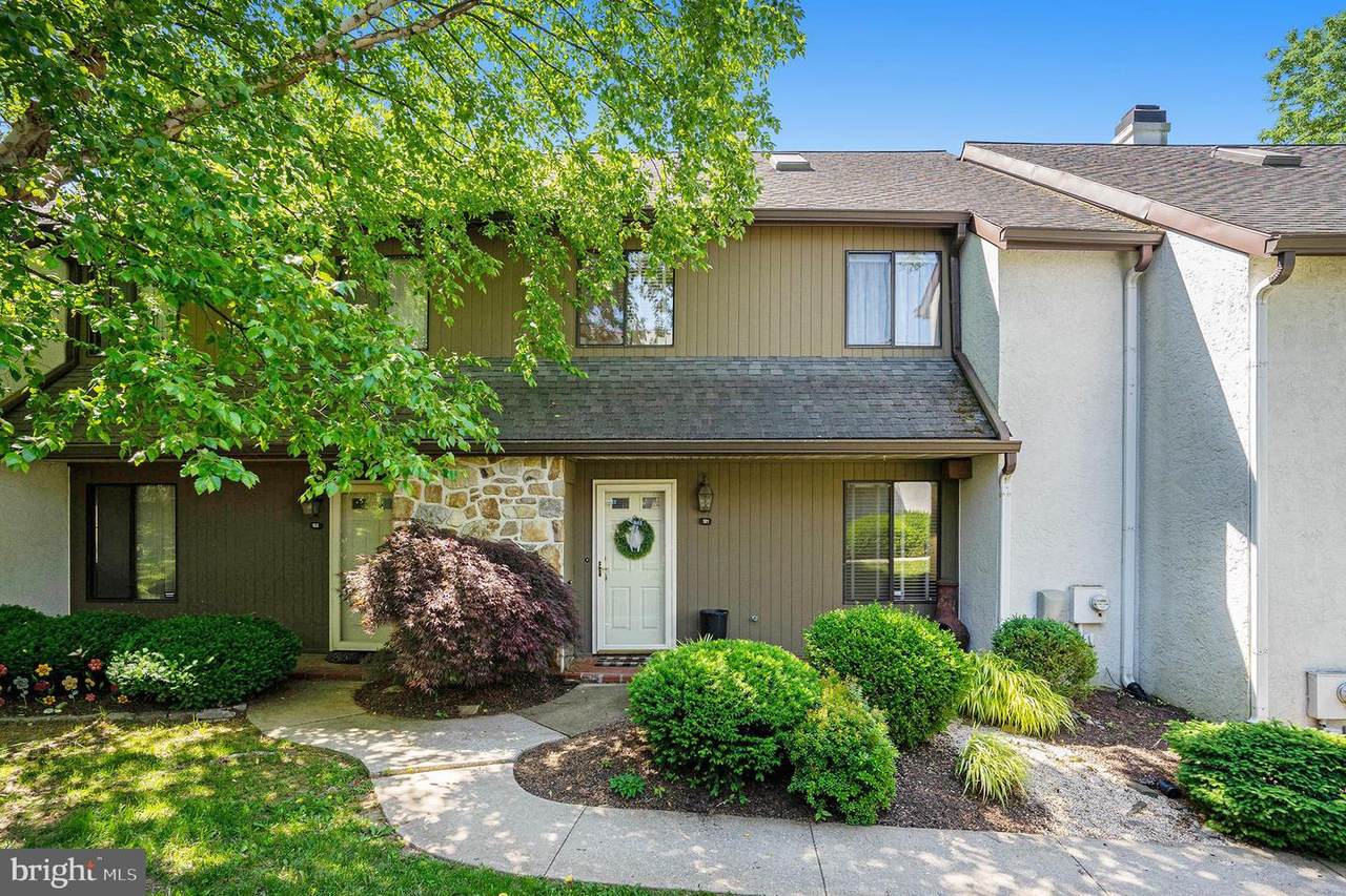 121 Pinecrest Lane - Photo 1