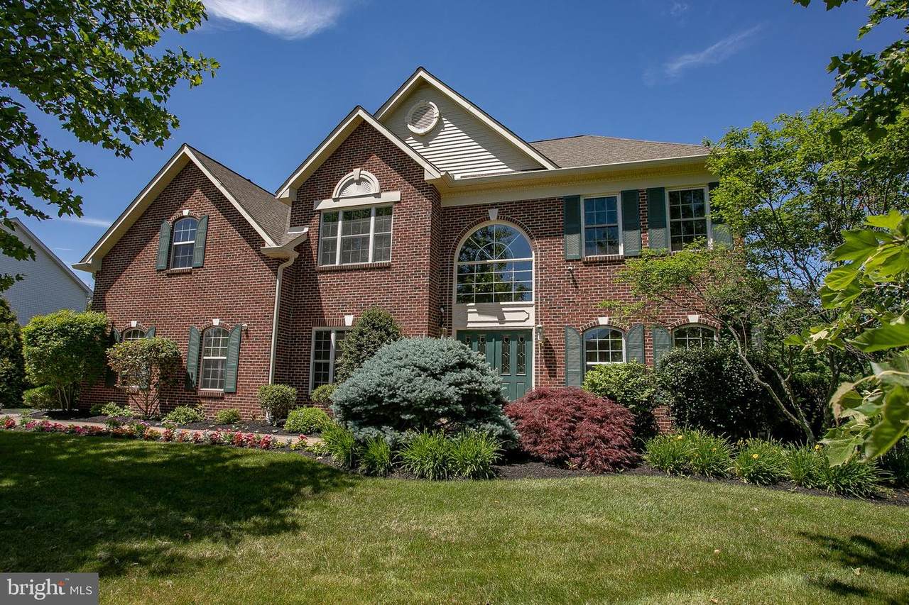 162 Knoll Drive - Photo 1