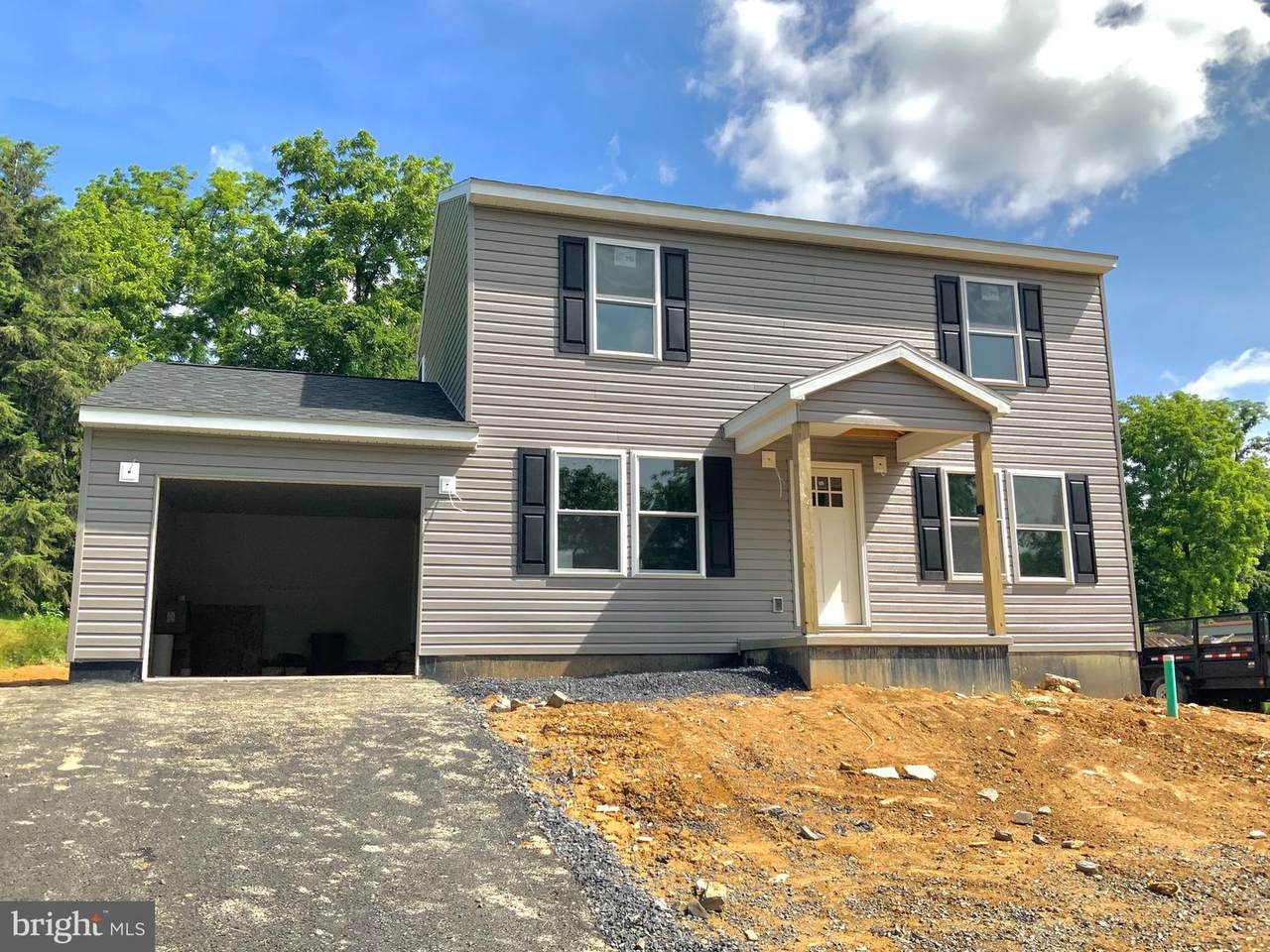 261 Orchard Grove Ave - Photo 1
