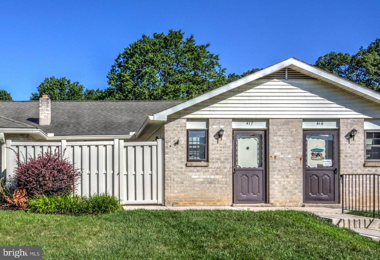 417 Valleybrook Drive - Photo 1
