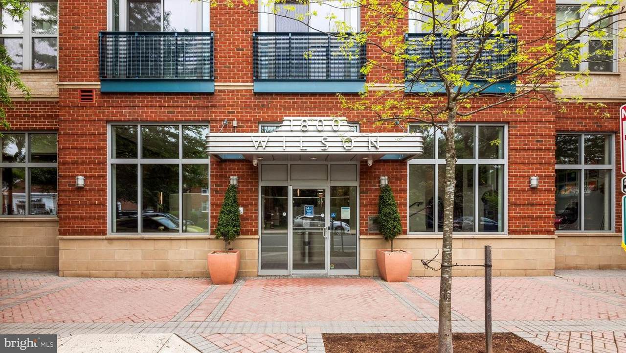 1800 Wilson Boulevard - Photo 1