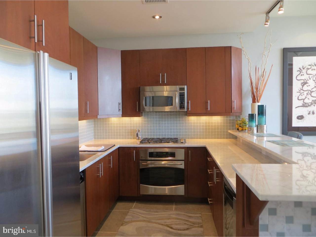 1101 Locust Street - Photo 1