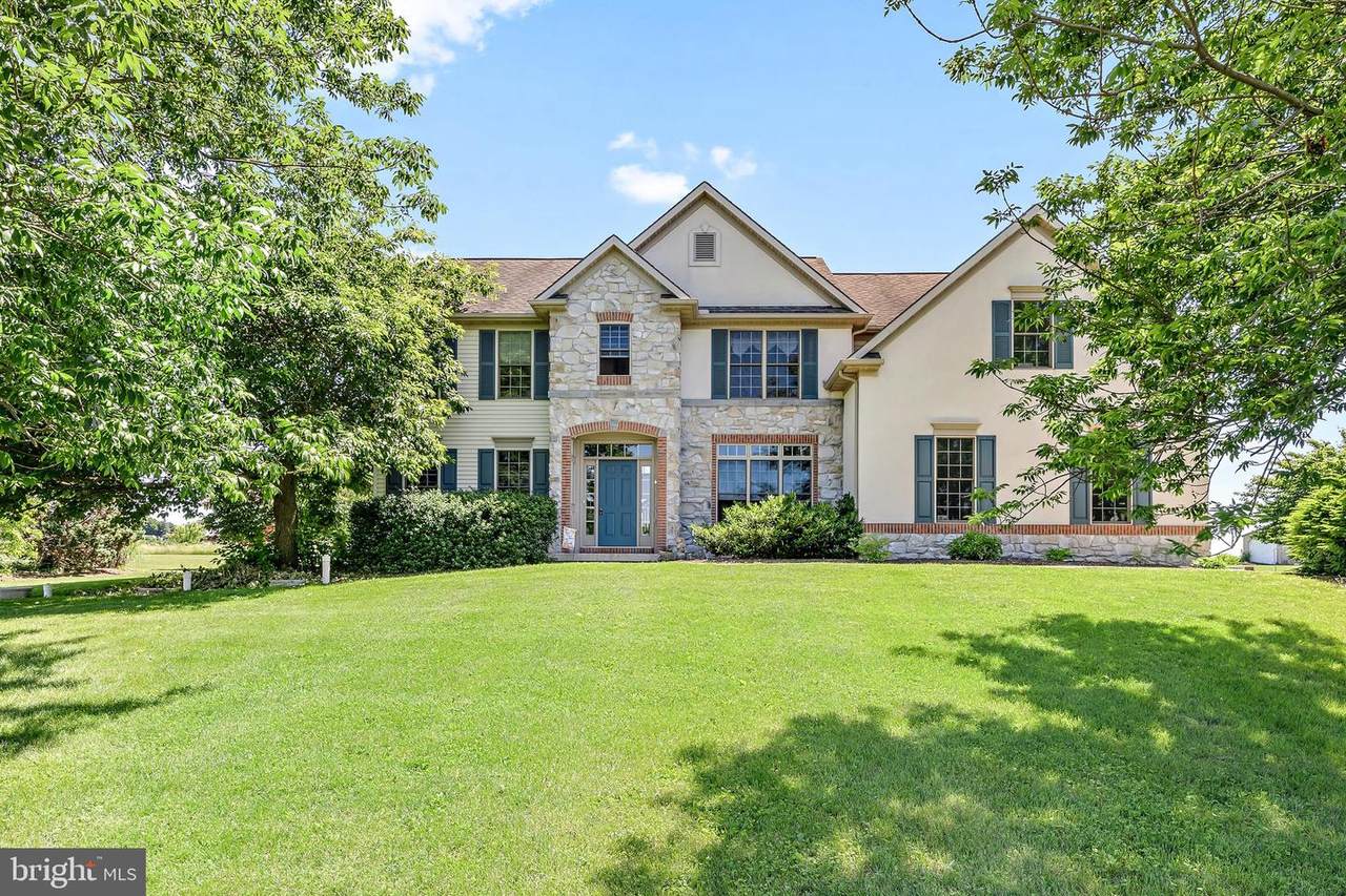 19 Lewis Road - Photo 1