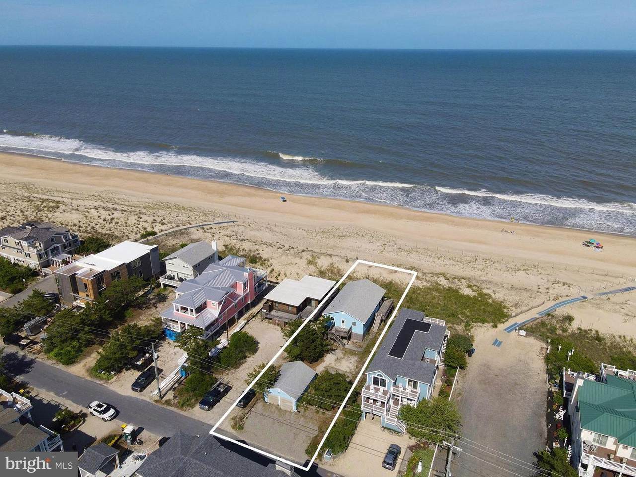 1703 Bunting Avenue - Photo 1