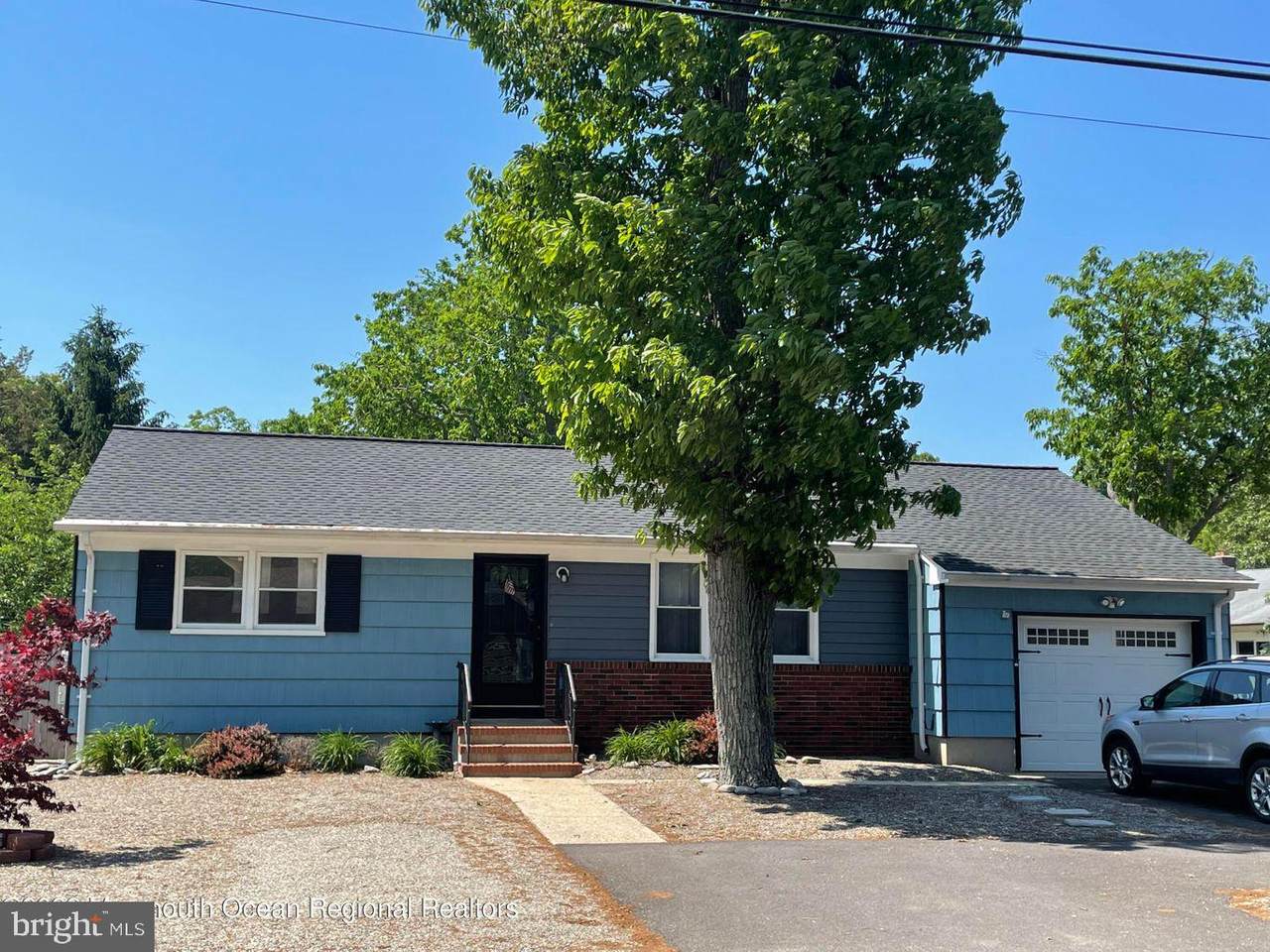 315 Springfield Avenue - Photo 1