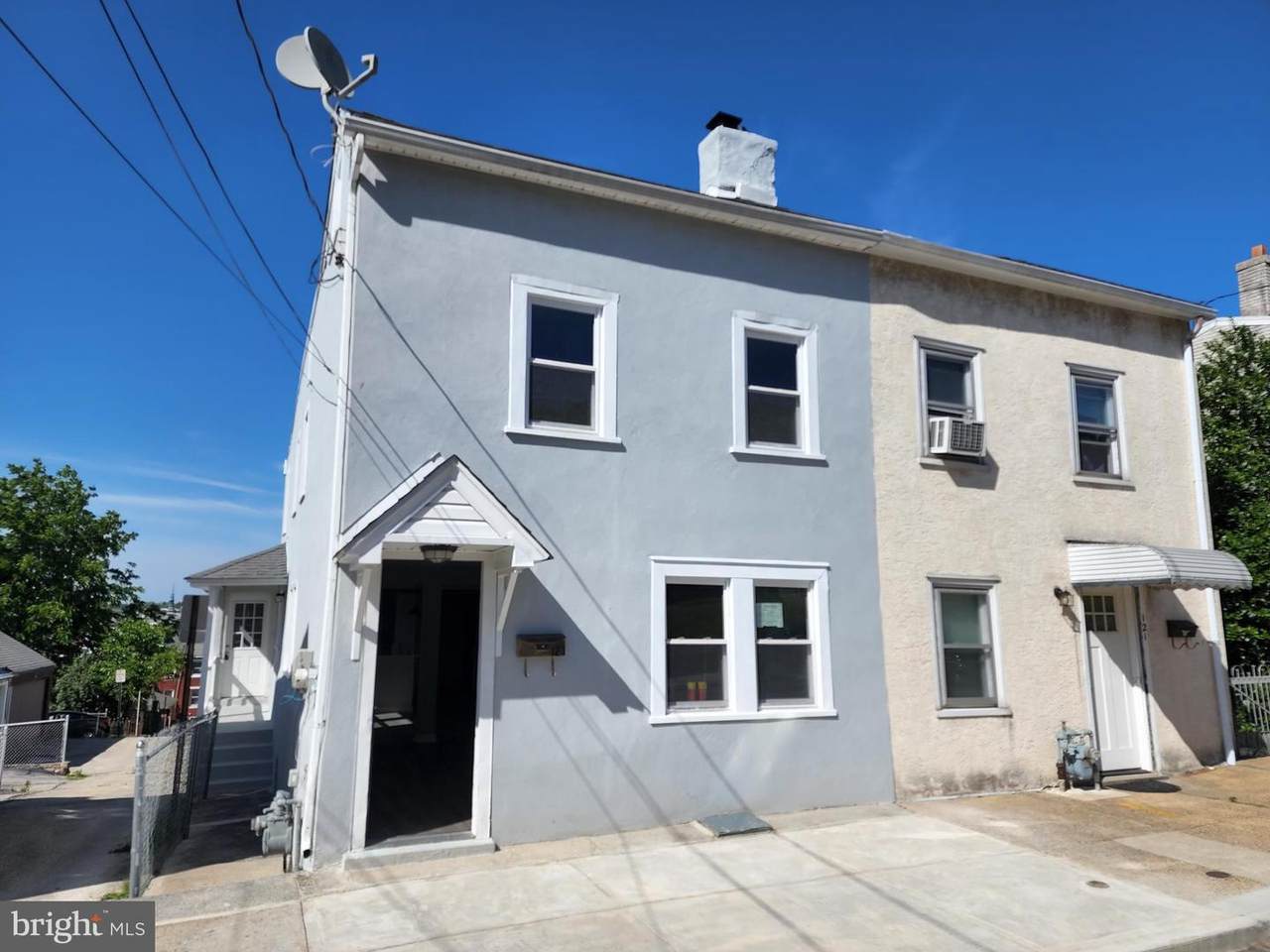 123 7TH Street - Photo 1