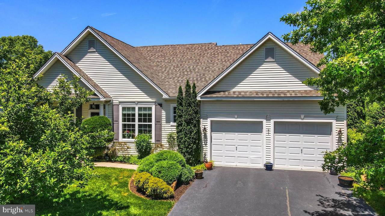 647 Martin Drive - Photo 1