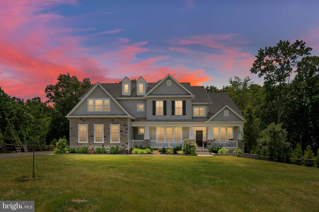 17 Katie Court - Photo 1