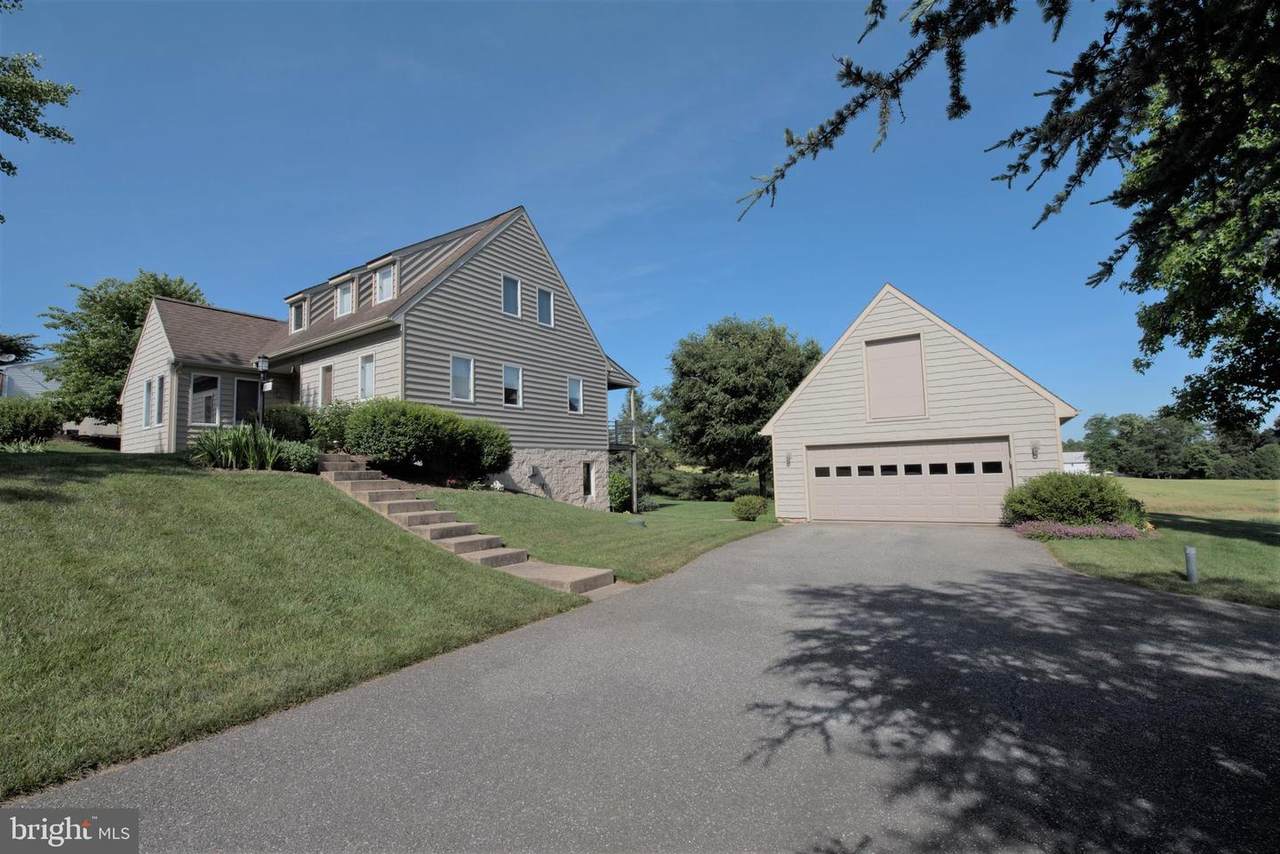 1011 Millwood Road - Photo 1