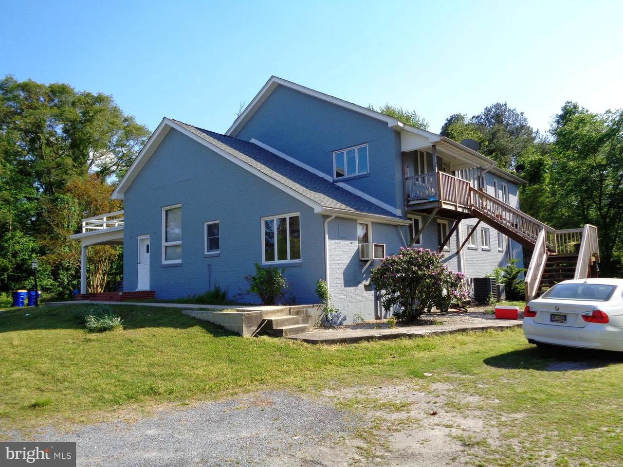 30240 Dupont Boulevard - Photo 1