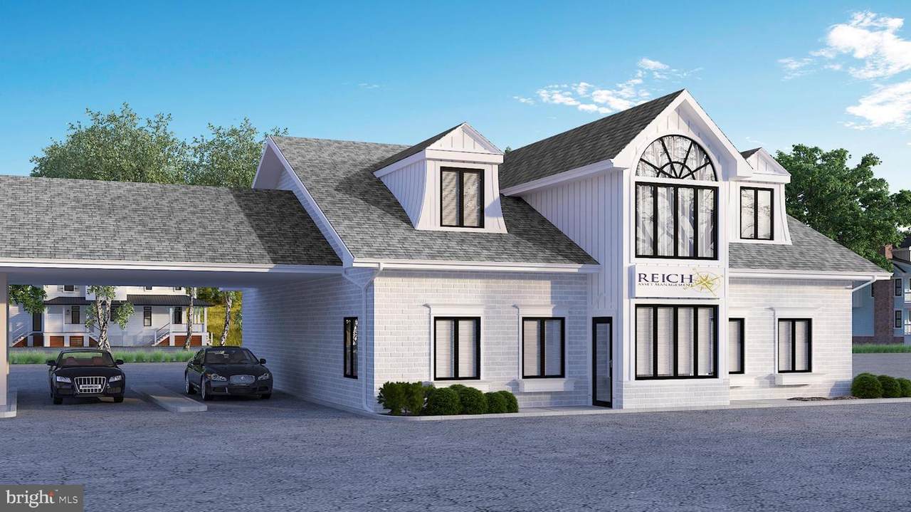 105 Roosevelt Boulevard - Photo 1
