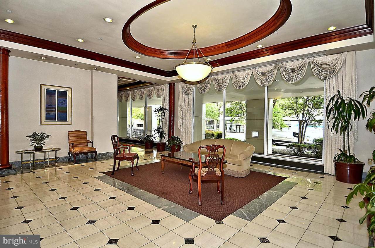 1230 23RD Street - Photo 1
