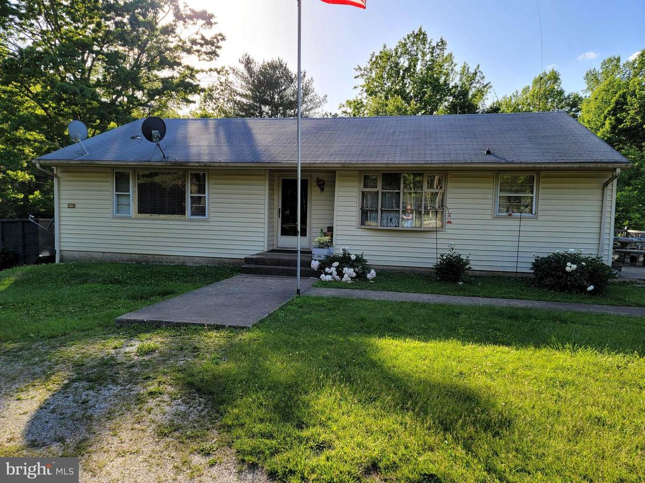 16376 Burnley Road - Photo 1