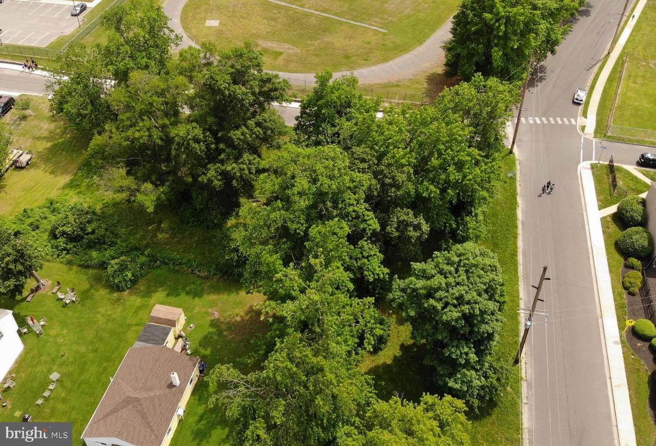 0 Iona Avenue - Photo 1