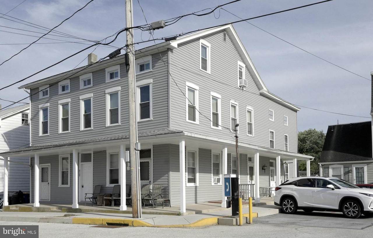 8 Broadway Avenue - Photo 1