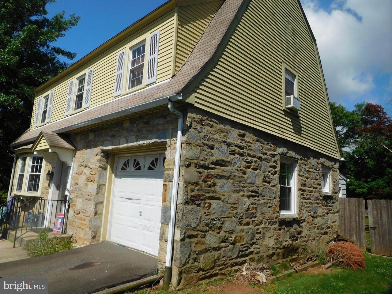 644 Cannon Avenue - Photo 1