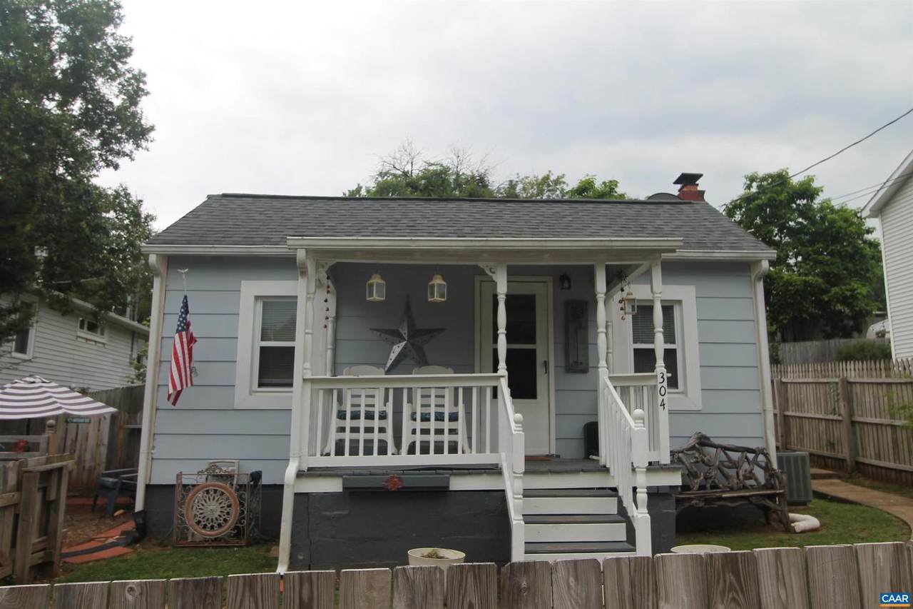 304 Palatine Ave - Photo 1