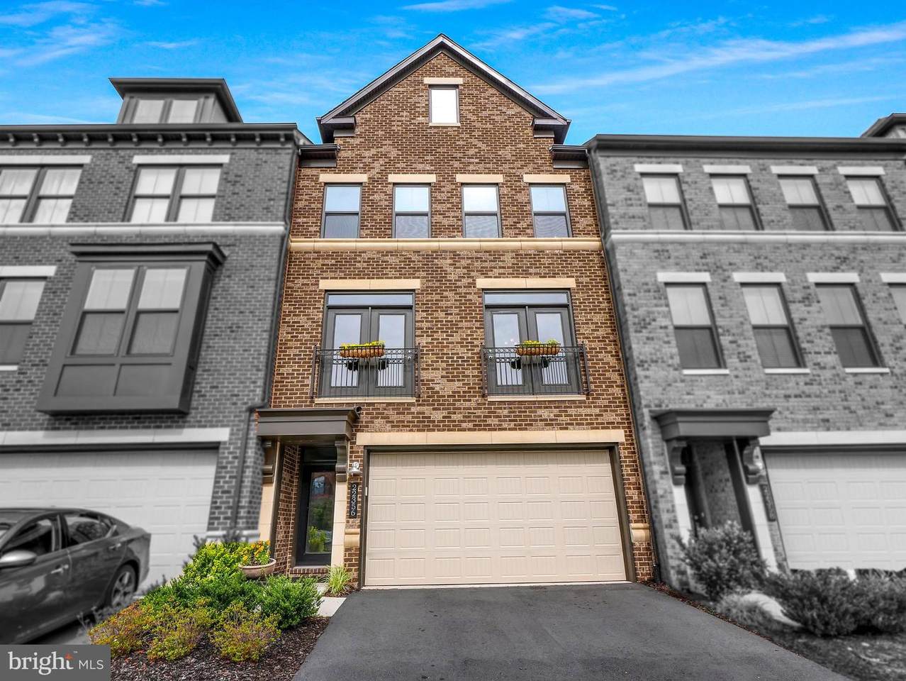 22356 Exe Square - Photo 1