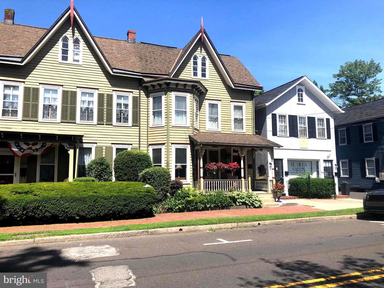 152 State Street - Photo 1
