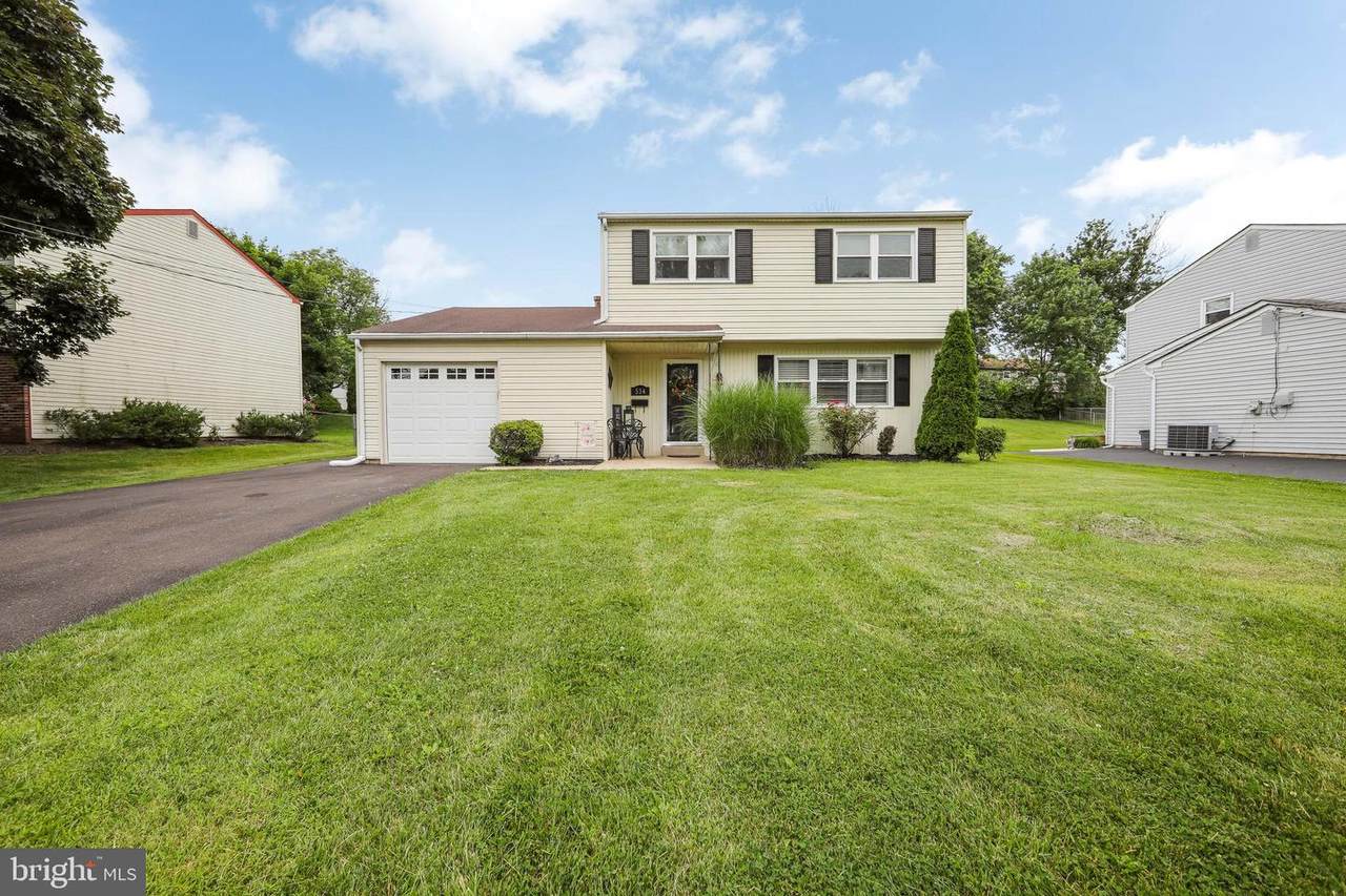 534 Brook Lane - Photo 1