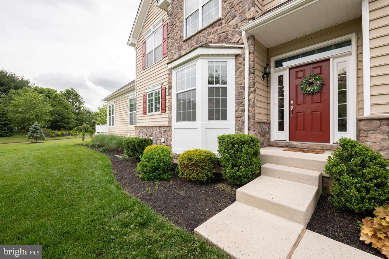 62 Iron Hill Way - Photo 1