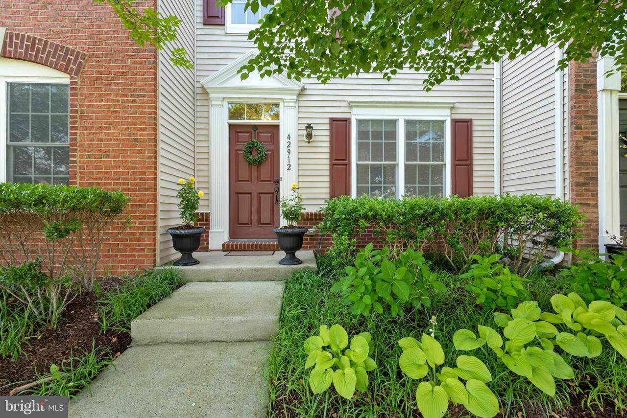 42912 Conrad Terrace - Photo 1