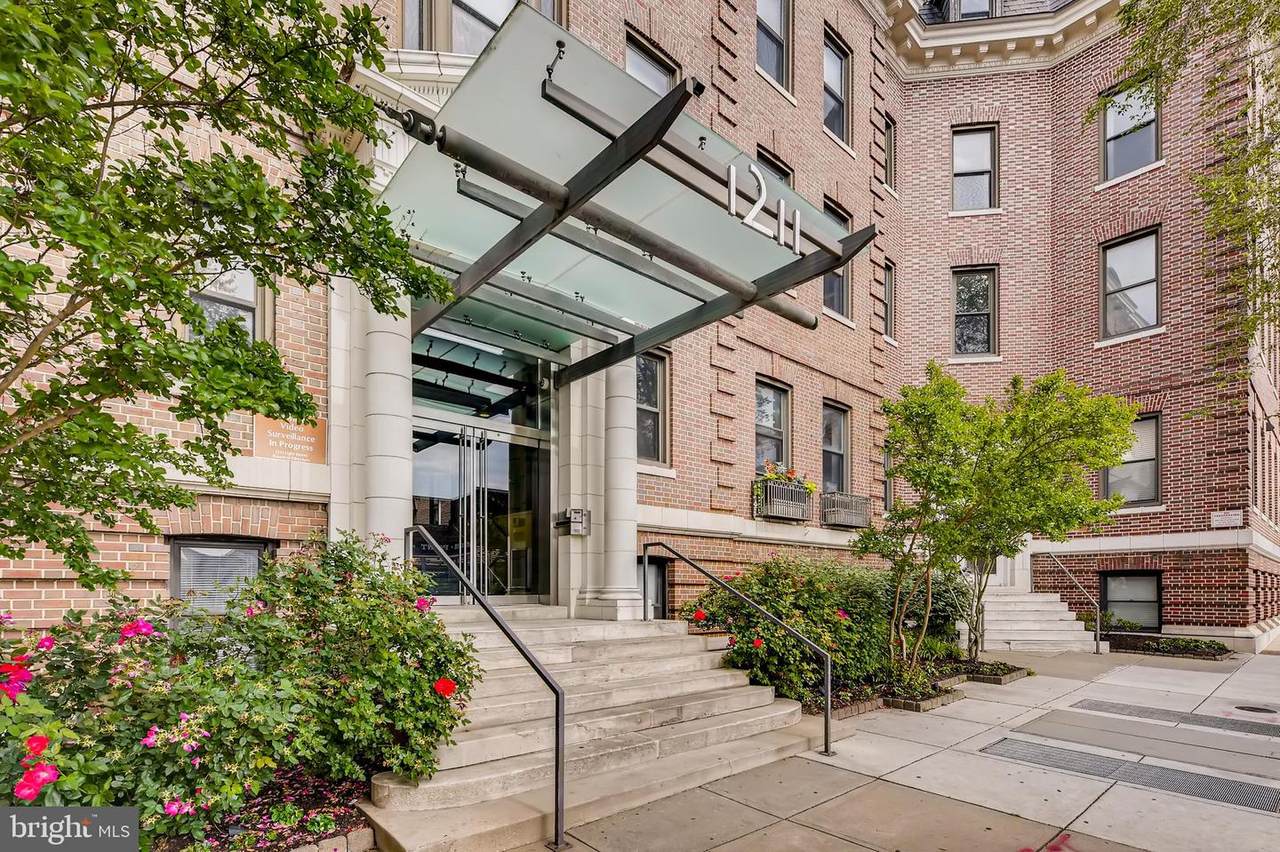 1211 Light Street - Photo 1