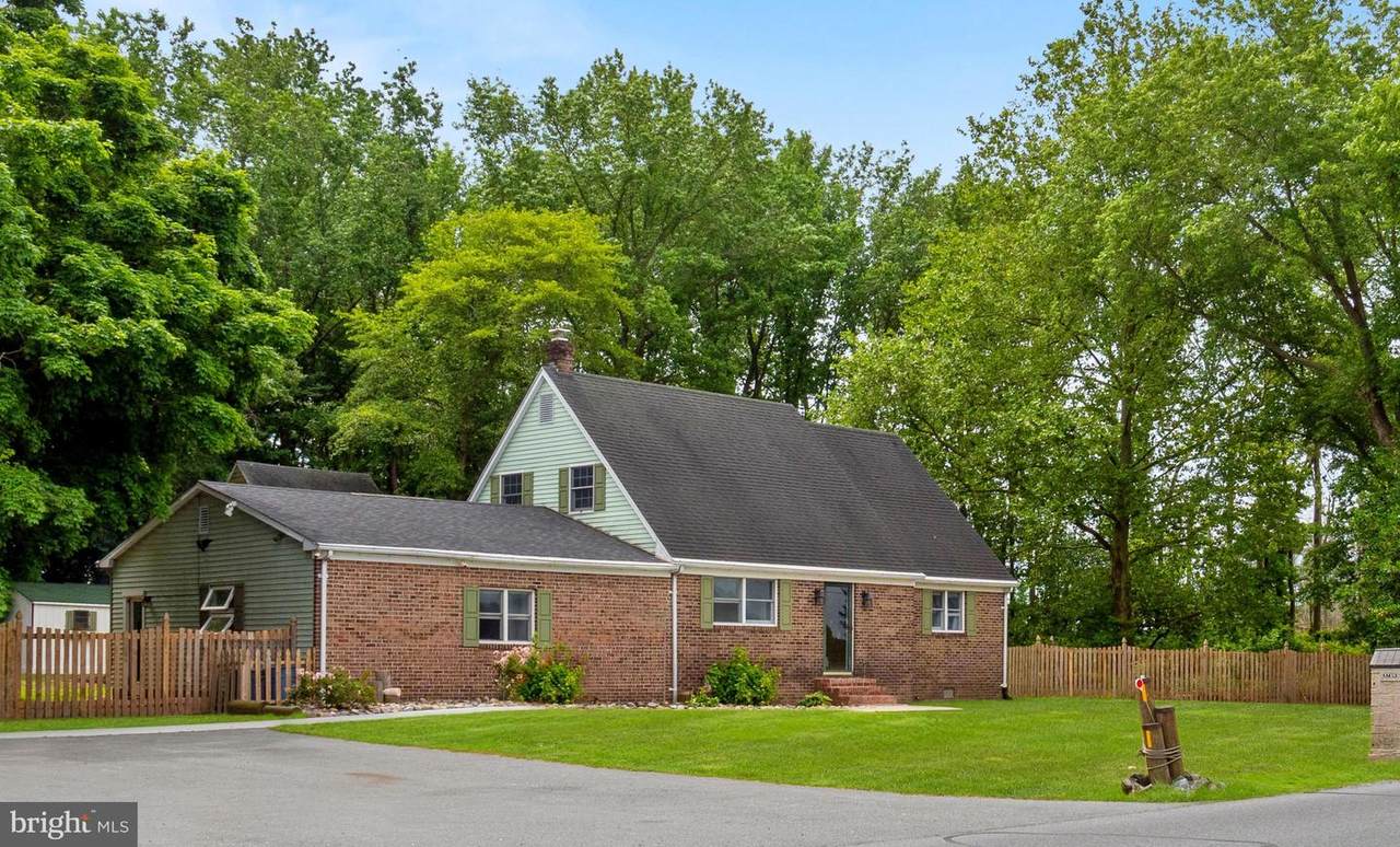 37193 Hudson Road - Photo 1