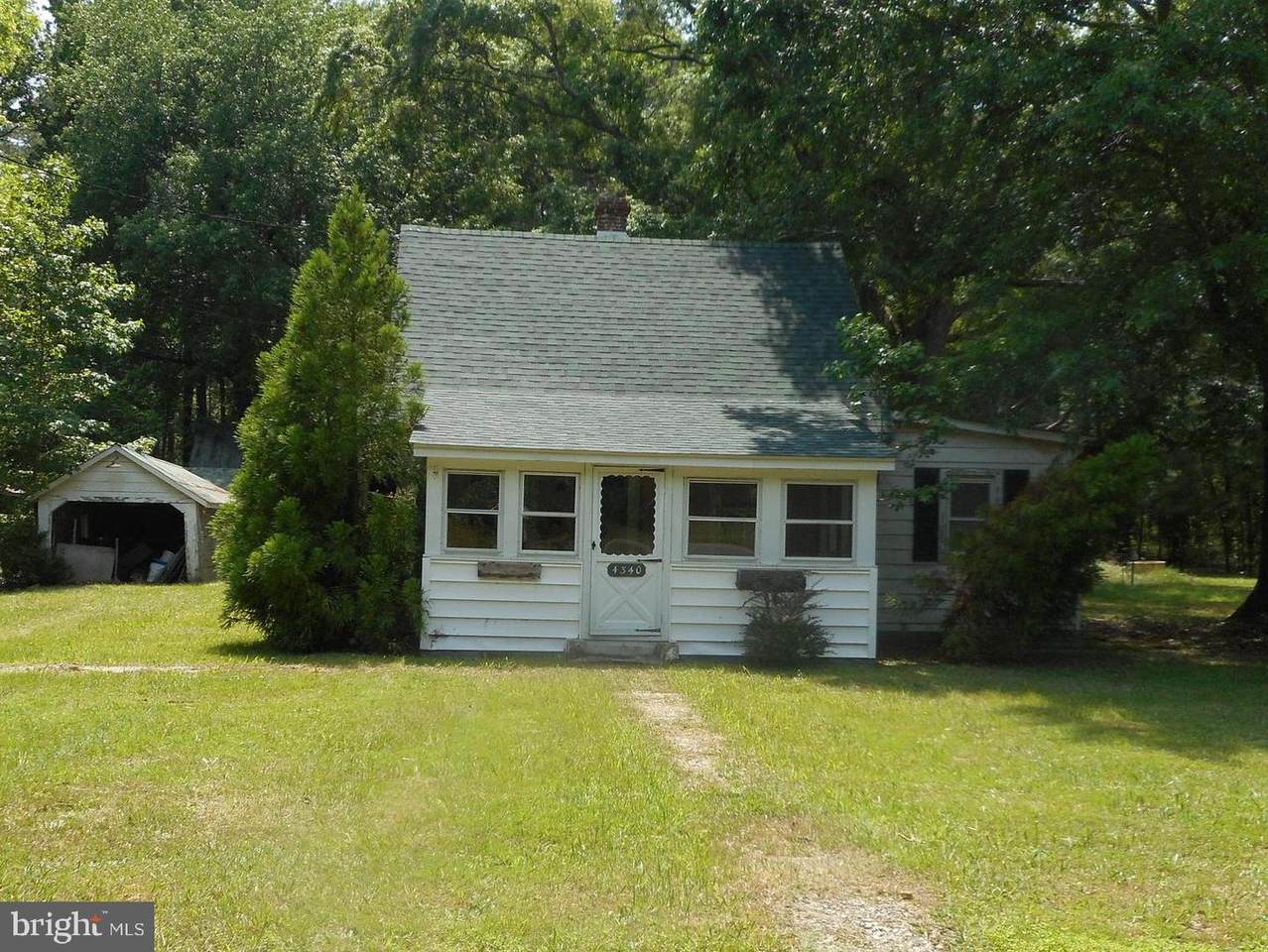 4340 Hoopers Neck Road - Photo 1
