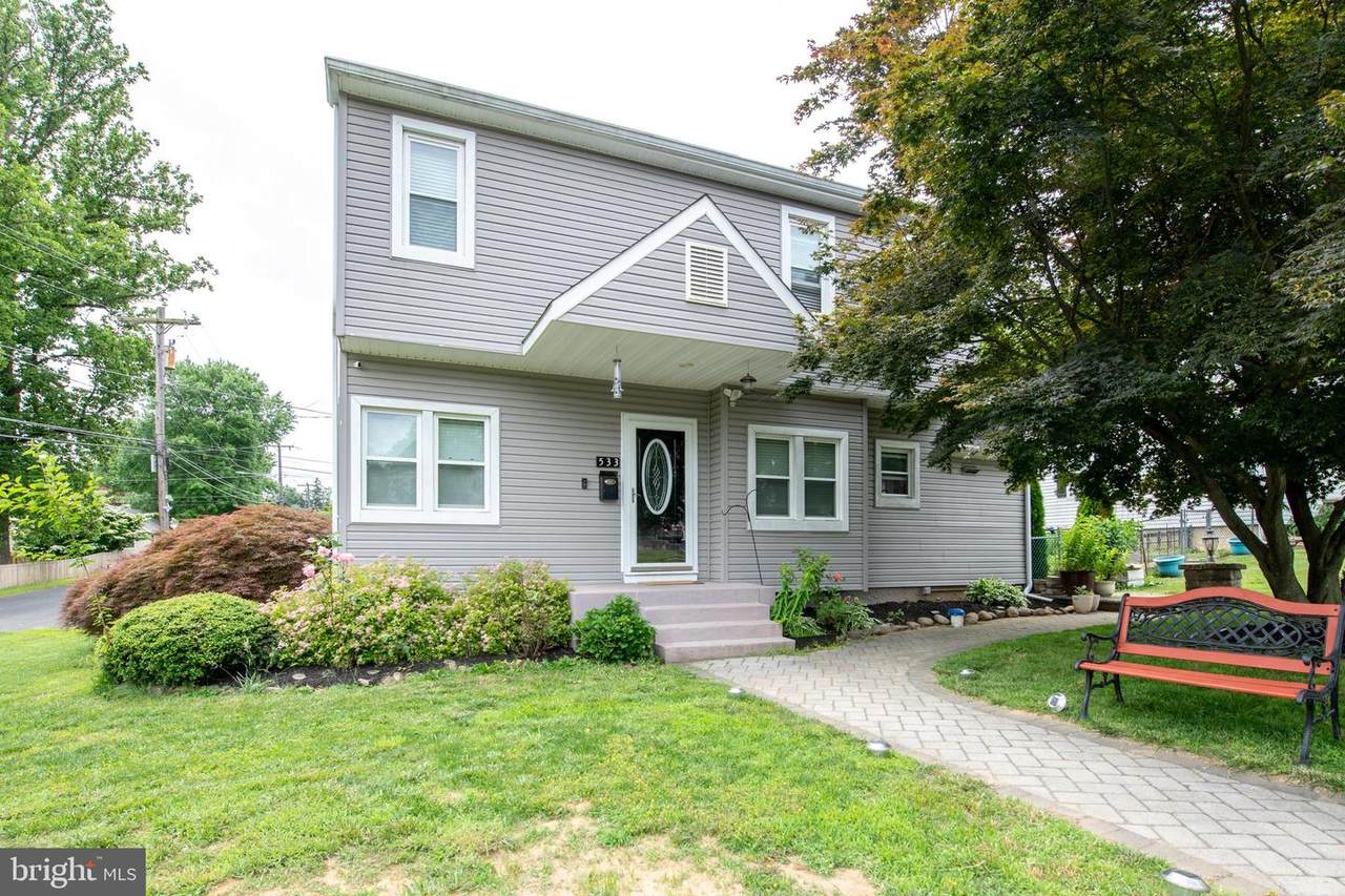 533 F Avenue - Photo 1