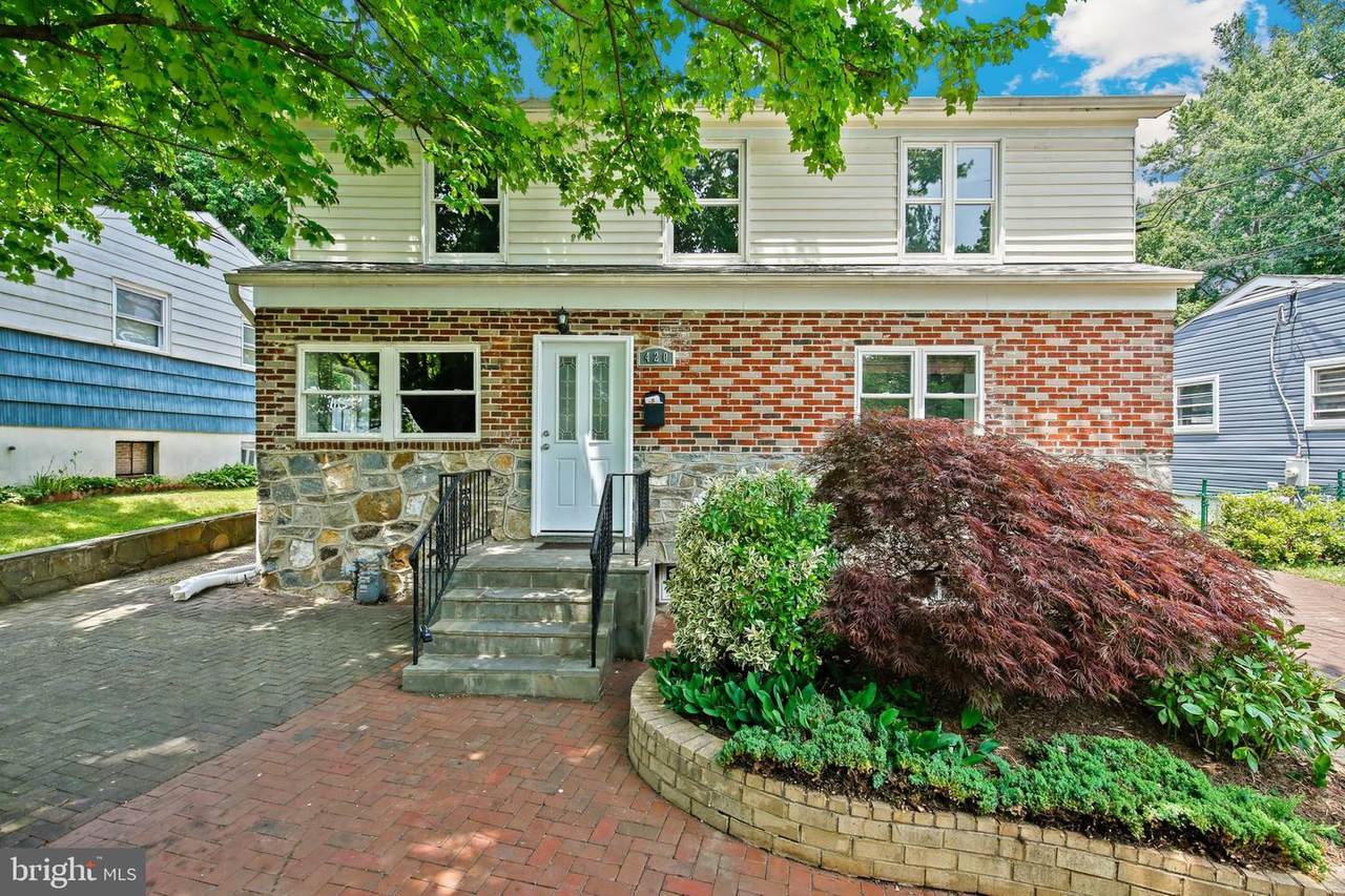 420 Park Road - Photo 1