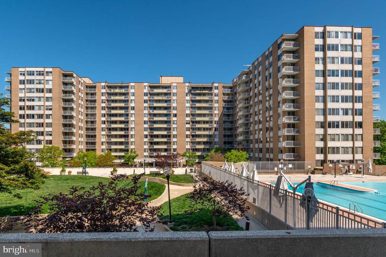 3001 Veazey Terrace - Photo 1