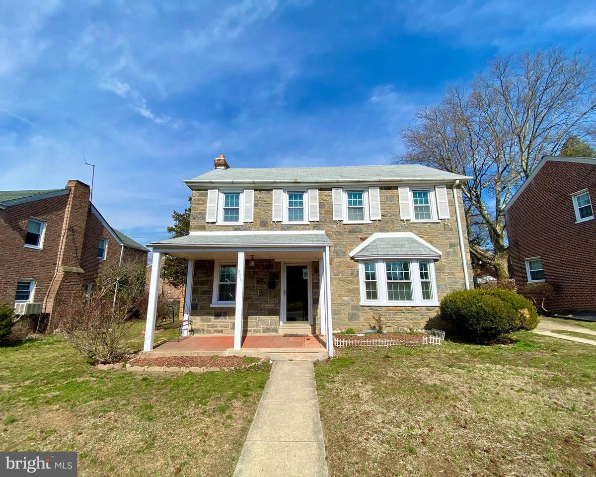 909 Fanshawe Street - Photo 1