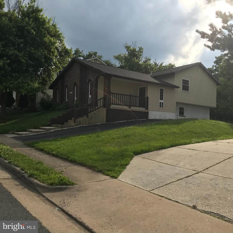 411 Argonne Avenue - Photo 1