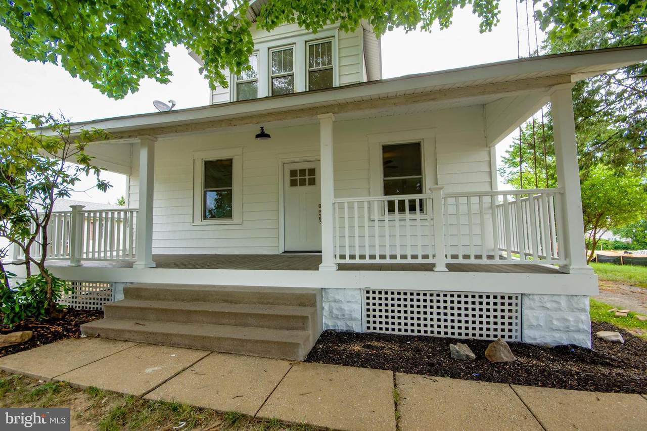 404 Rodney Street - Photo 1
