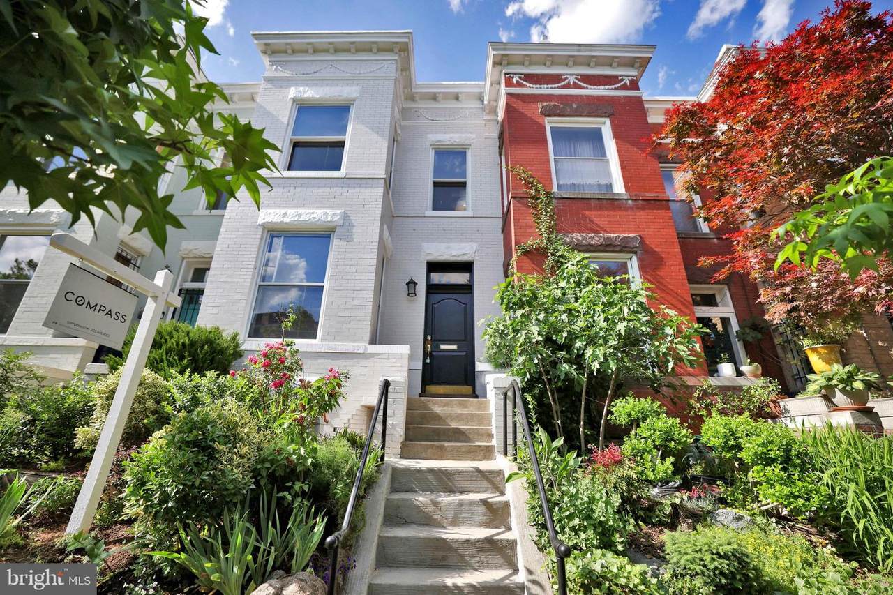 1719 Newton Street - Photo 1