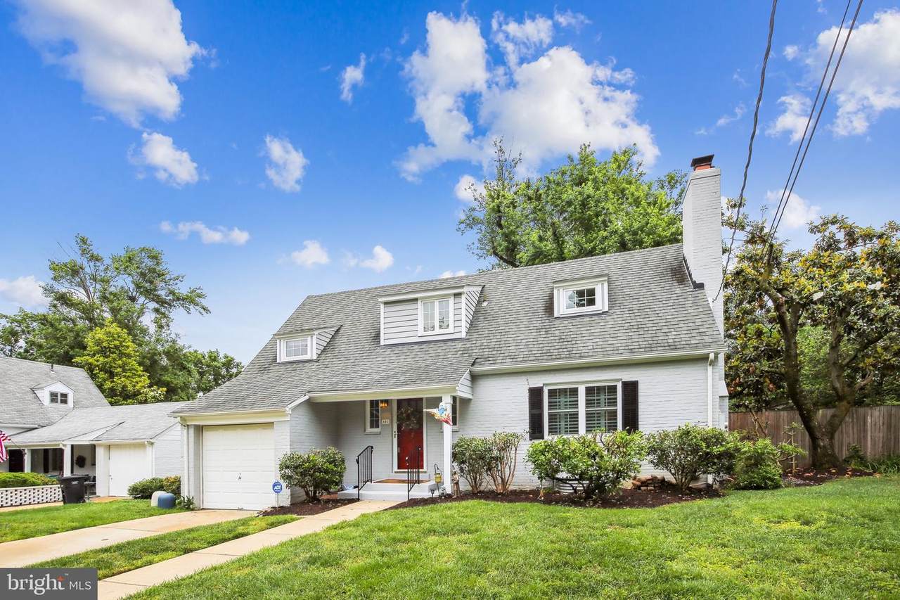 403 Cambridge Rd - Photo 1