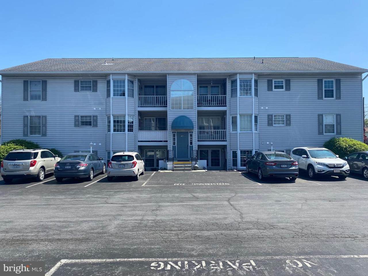 130 Portland Street - Photo 1
