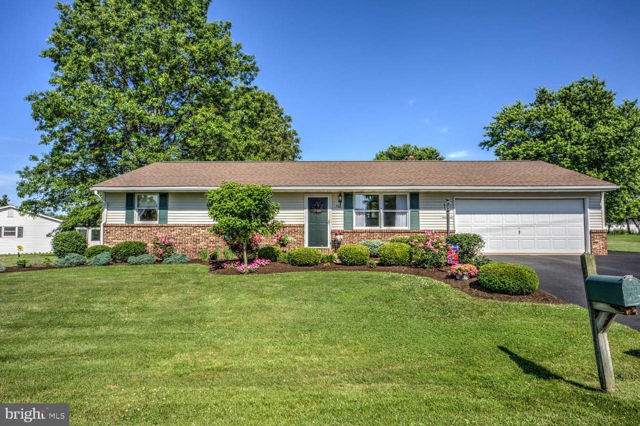 70 Rose Drive - Photo 1