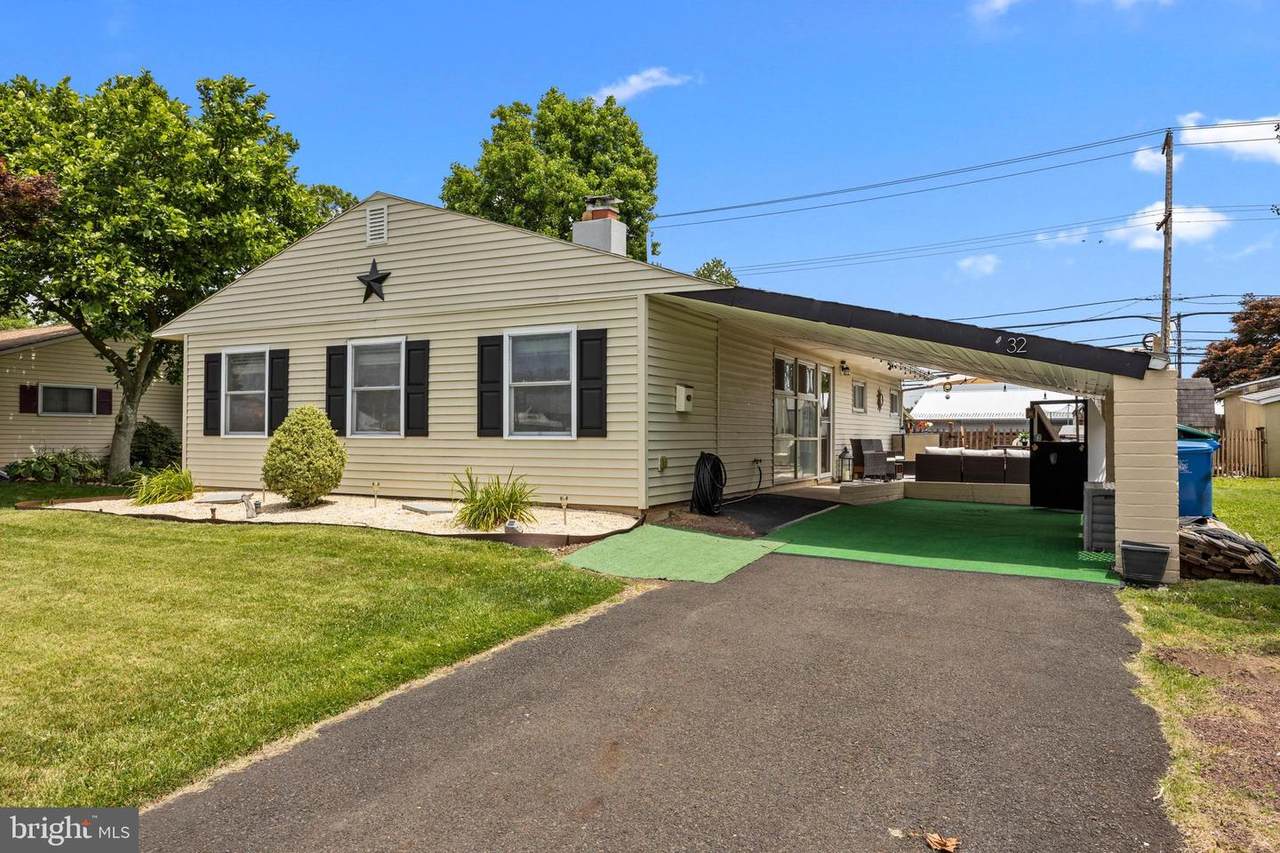 32 Old Brook Road - Photo 1