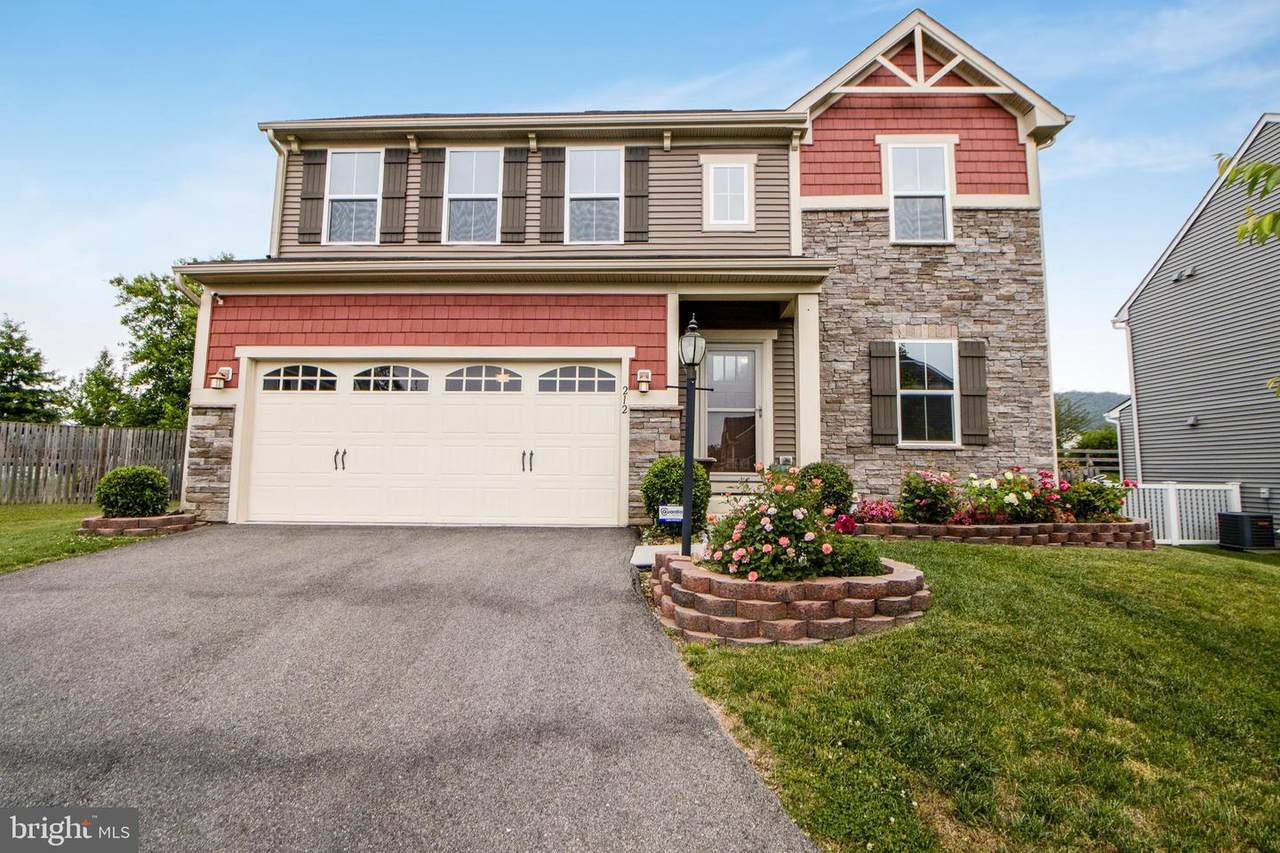 212 Midlothian Way - Photo 1