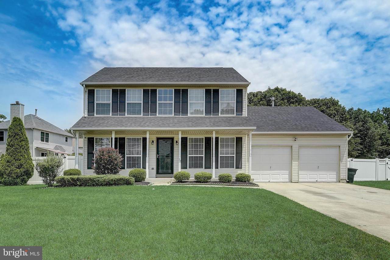 12 Damon Drive - Photo 1
