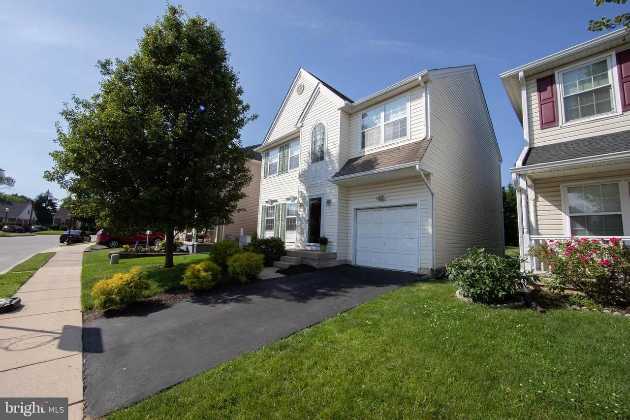 670 Acer Avenue - Photo 1