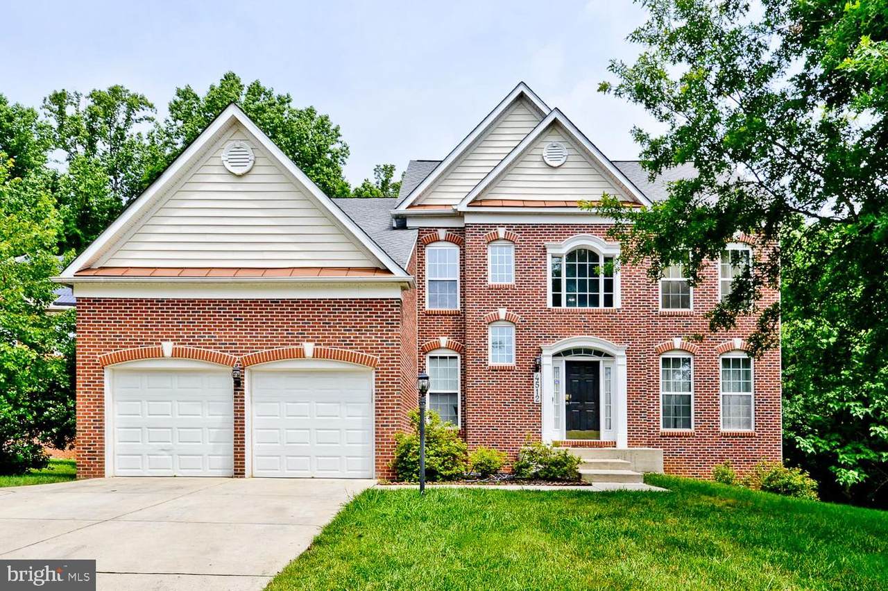 4512 Burkes Promise Drive - Photo 1